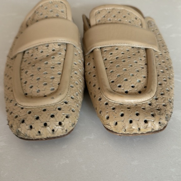 Halmanera Tan Laser Cut Accents Italian Leather Mules Size 9.5 - Picture 8 of 10